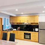 近步行街独栋泳池别墅
