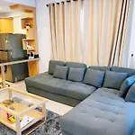 近步行街独栋泳池别墅