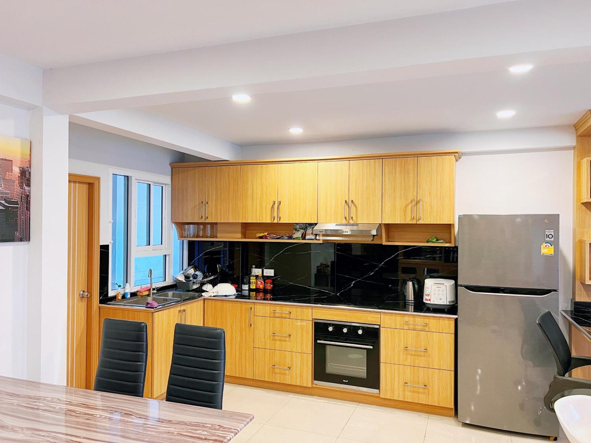 近步行街独栋泳池别墅 Villa Pattaya